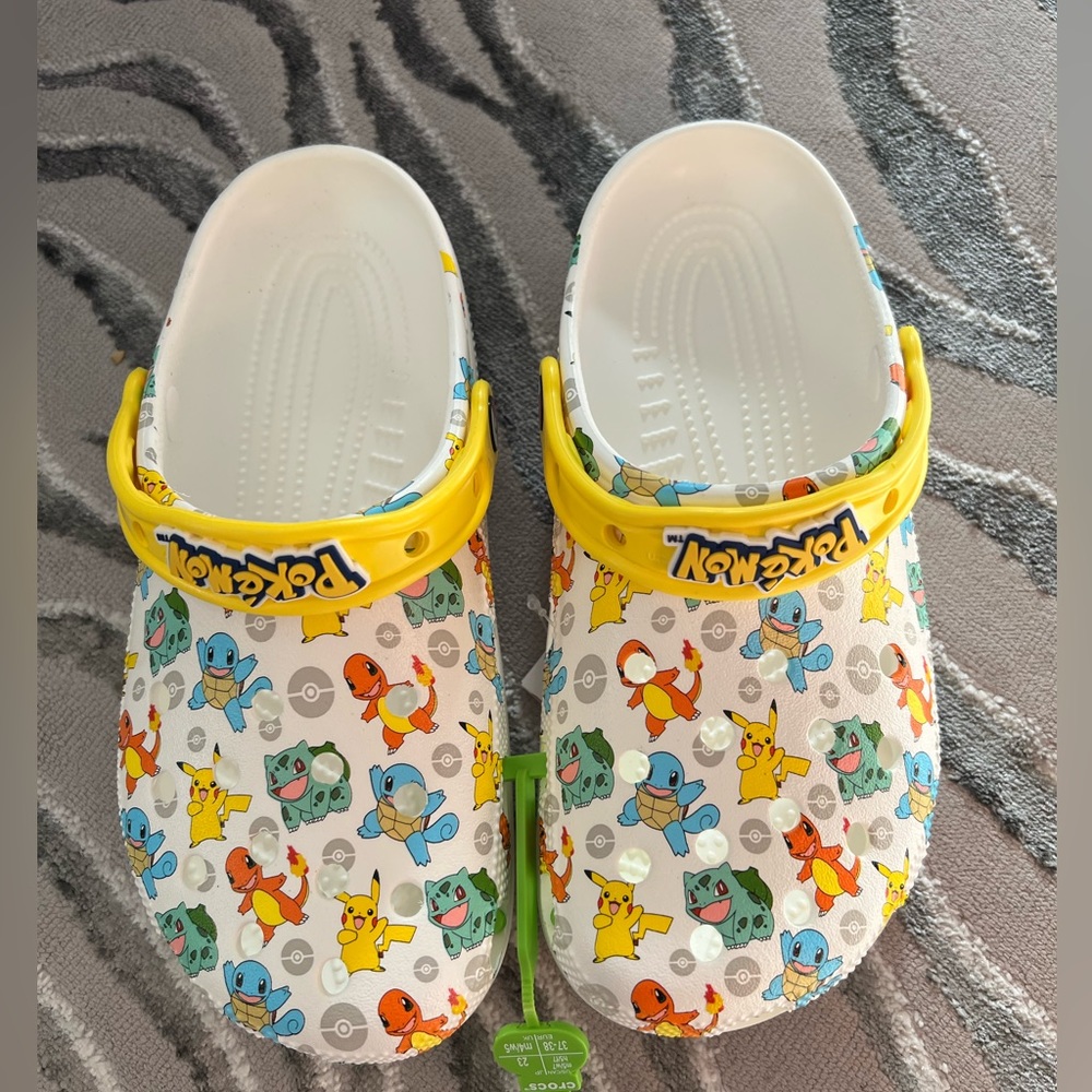 New limited edition Pokémon crocs M5/W7